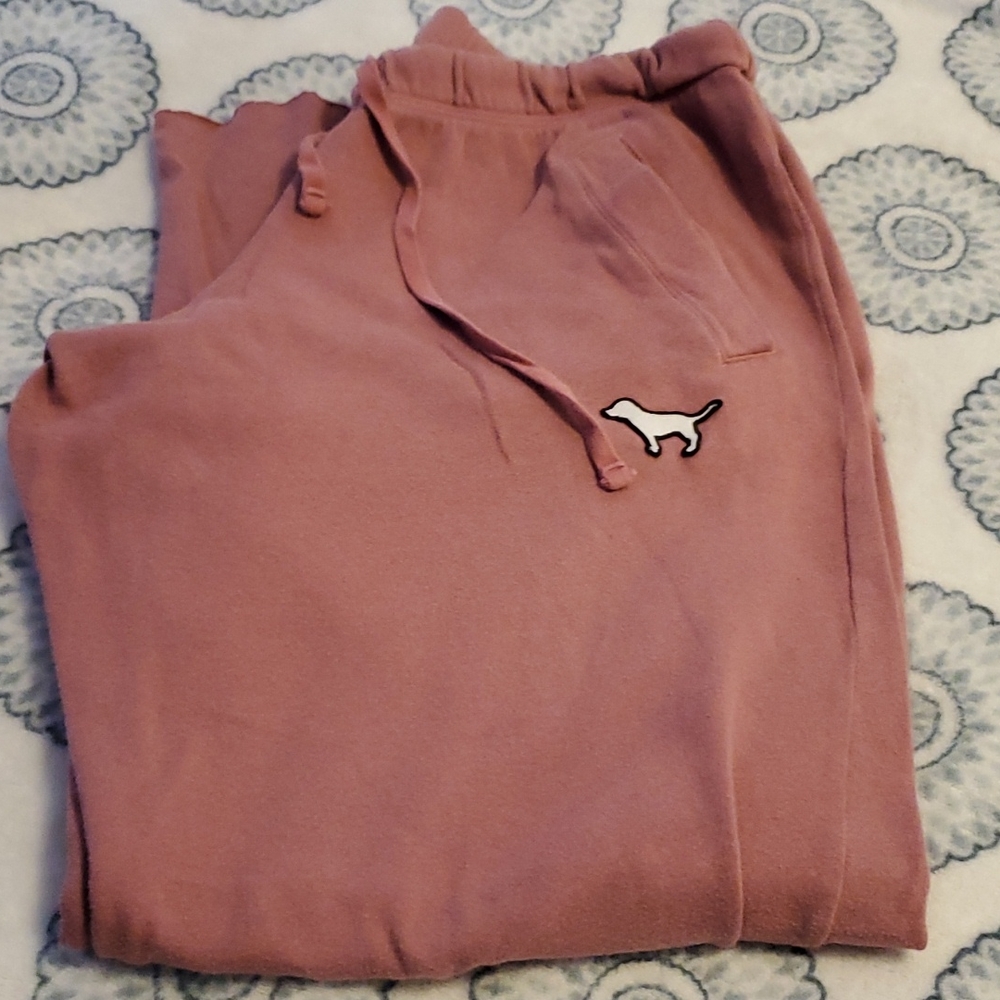 PINK VICTORIAS SECRET SWEATS MEDIUM